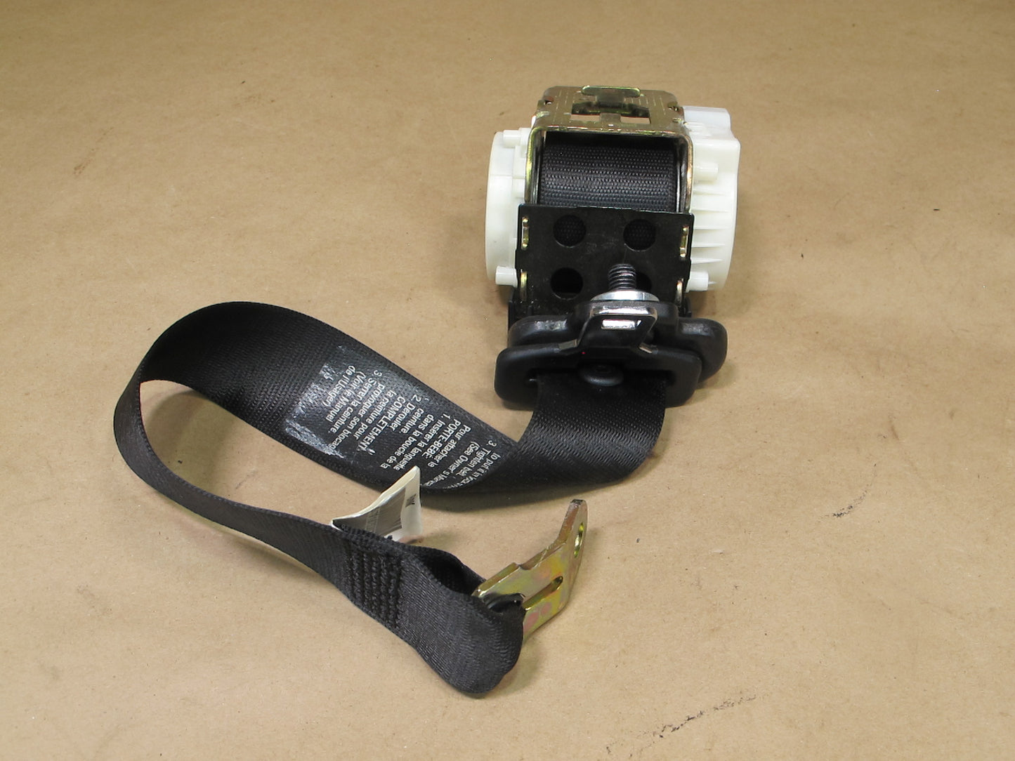 06-10 BMW E64 CONVERTIBLE REAR LEFT & RIGHT SIDE SEATBELT RETRACTOR SET OEM