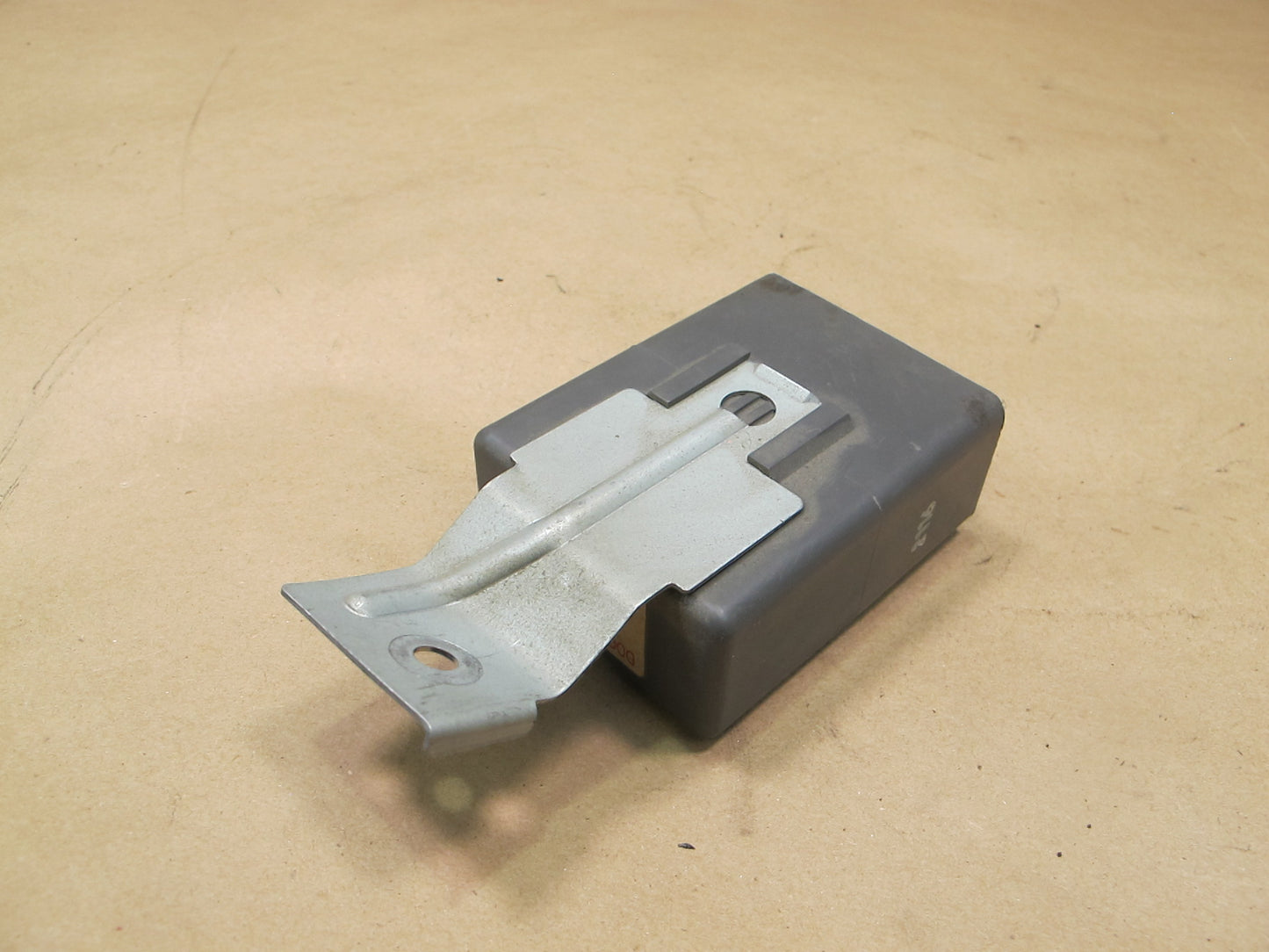 90-96 Nissan Z32 300ZX Door Lock Timer Module 28451-F9901 OEM