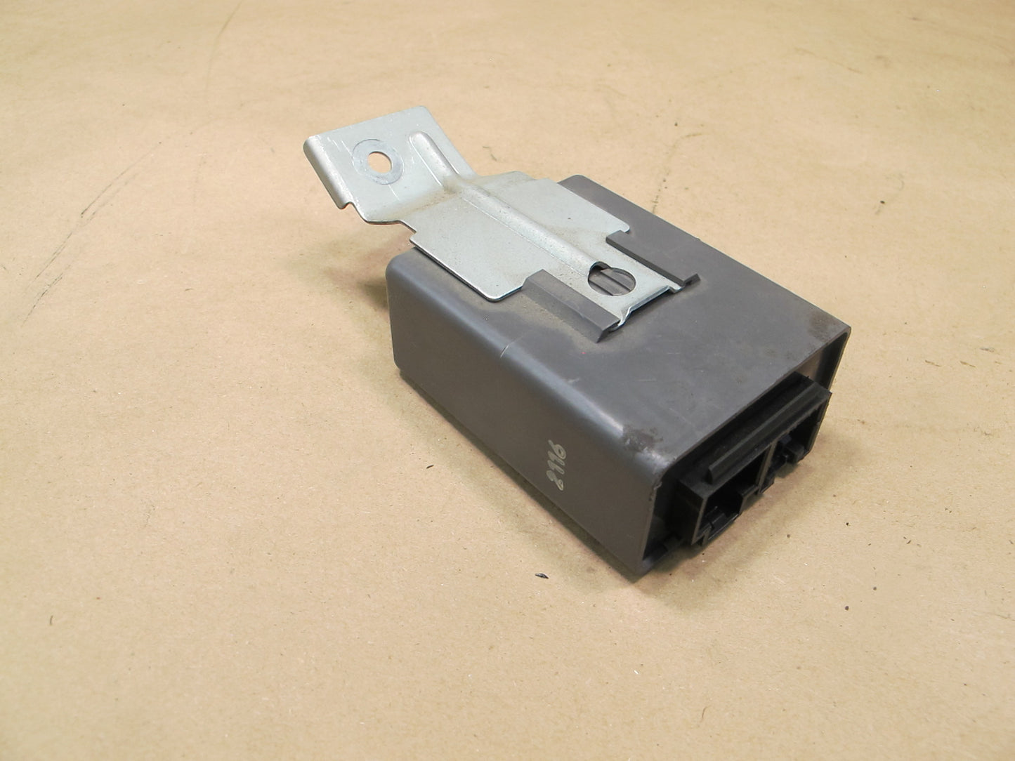90-96 Nissan Z32 300ZX Door Lock Timer Module 28451-F9901 OEM