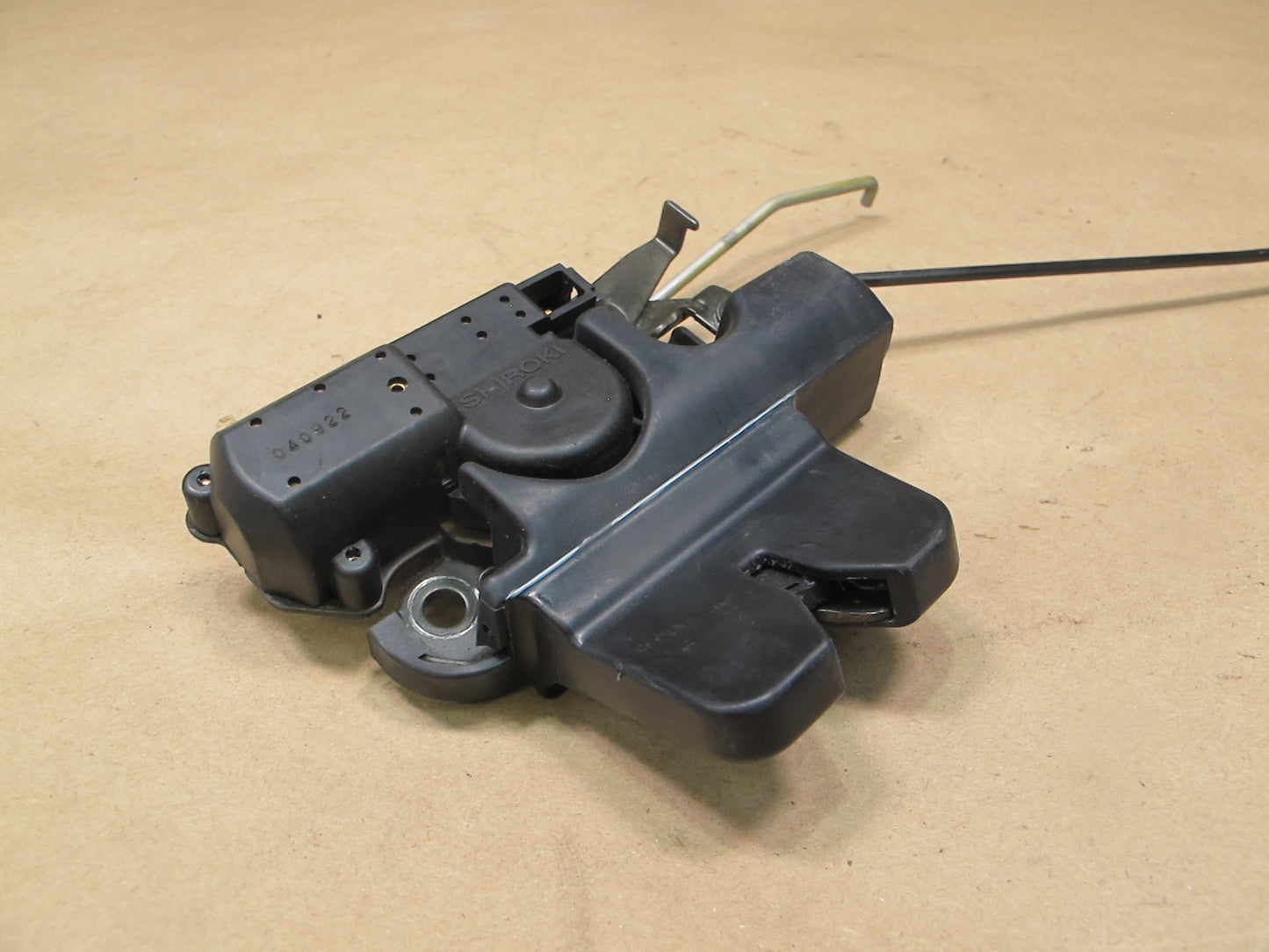 01-05 Lexus JCE10 IS300 Rear Trunk Lock Latch Actuator OEM