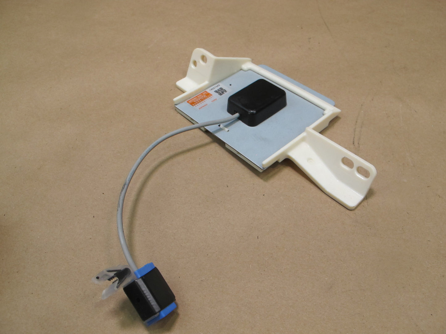 10-15 Lexus IS250 IS350 Convertible GPS Navigation Antenna Module Unit OEM