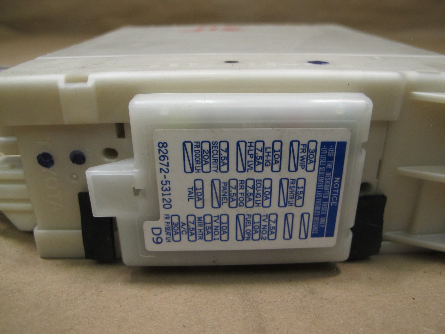 10-11 Lexus IS250 IS350 Convertible Fuse Relay Junction Box Module OEM