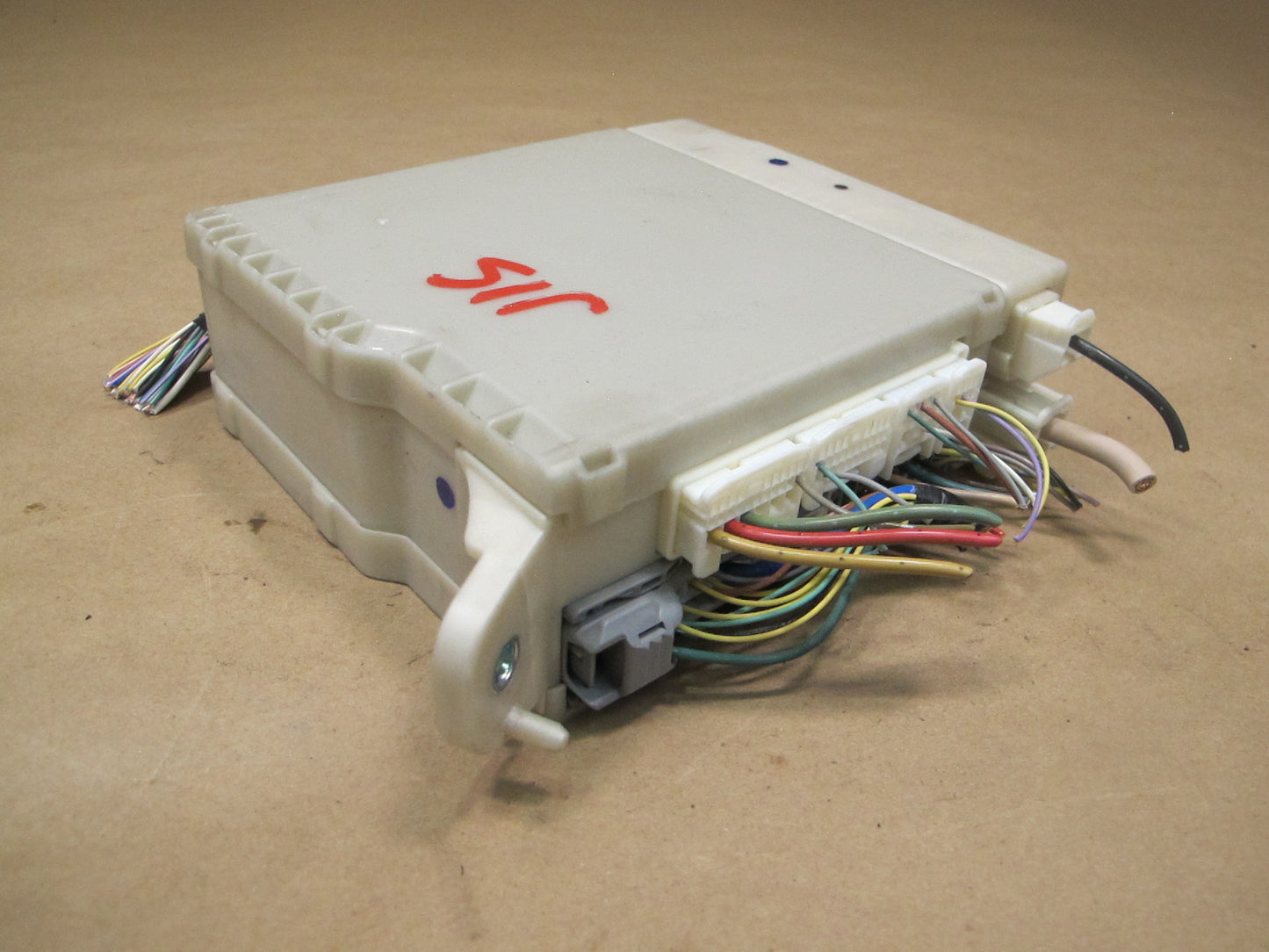 10-11 Lexus IS250 IS350 Convertible Fuse Relay Junction Box Module OEM