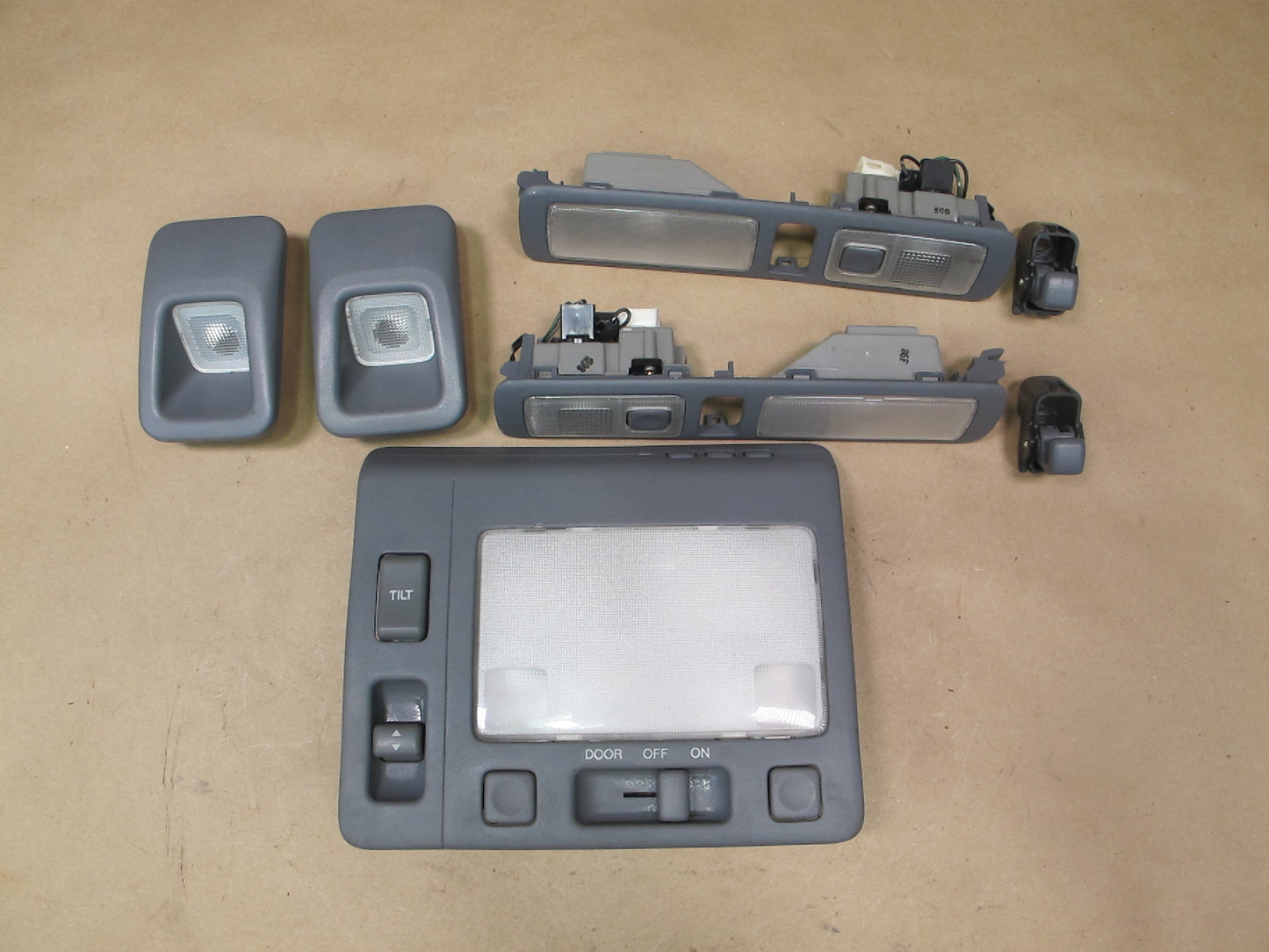 98-00 Lexus UCF20L LS400 Front & Rear Overhead Dome Interior Light Set OEM