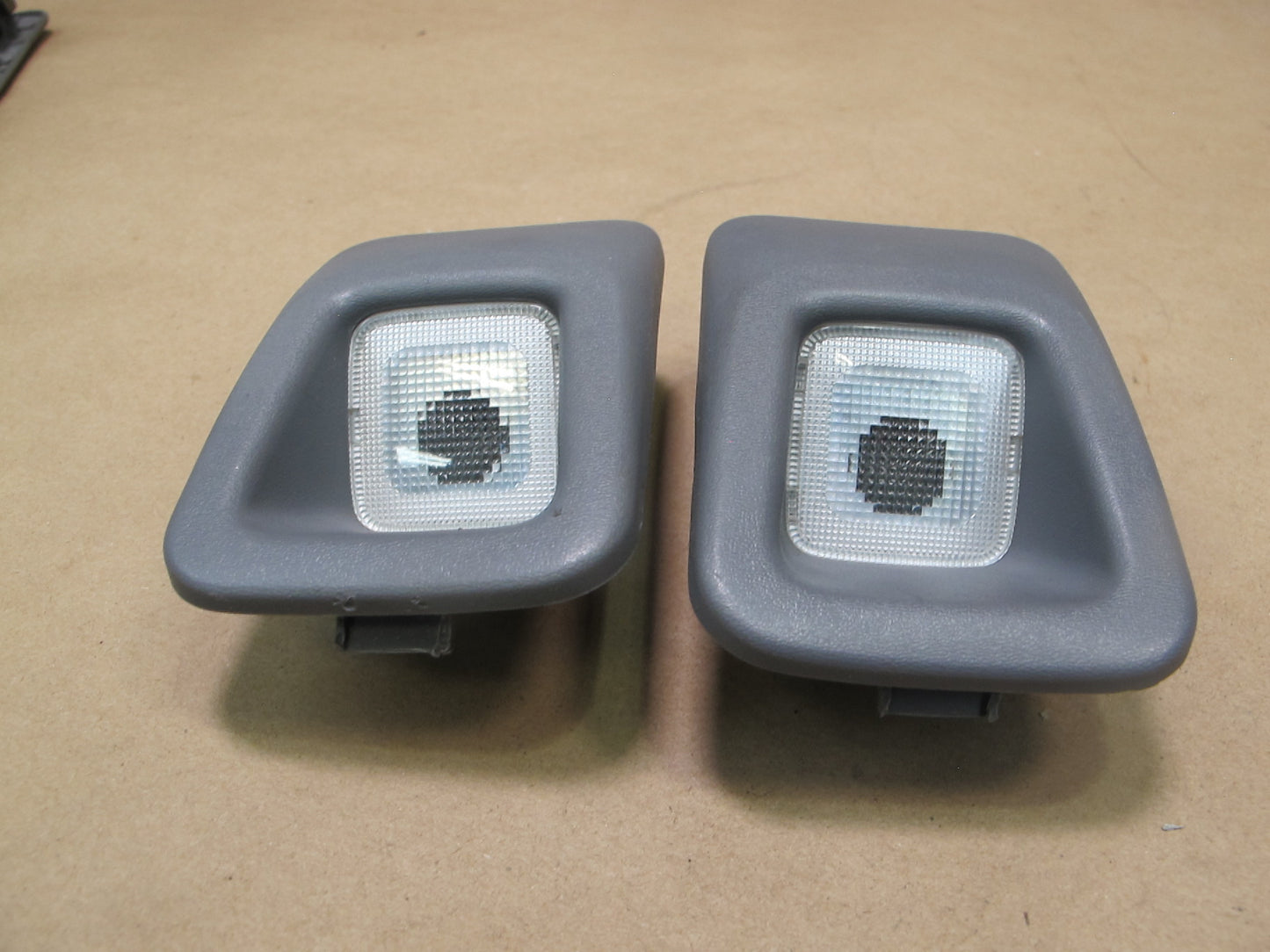 98-00 Lexus UCF20L LS400 Front & Rear Overhead Dome Interior Light Set OEM