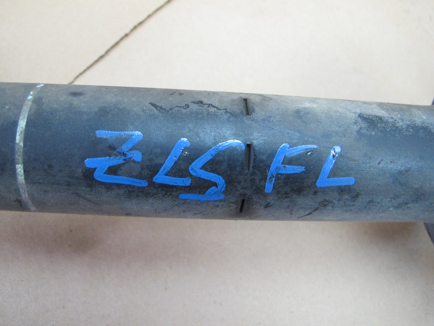 98-00 Lexus UCF20L LS400 RWD Set of 2 Front Strut Shock Absorber OEM