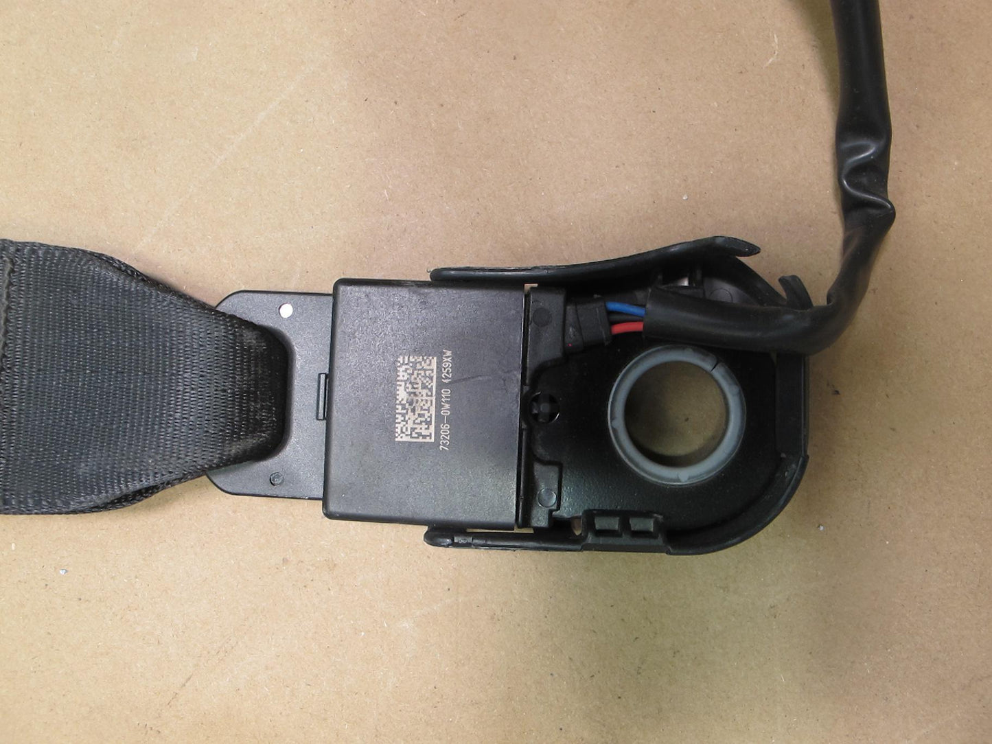 10-15 LEXUS IS250 IS350 CONVERTIBLE FRONT RIGHT & LEFT SIDE SEATBELT RETRACTOR SET OEM