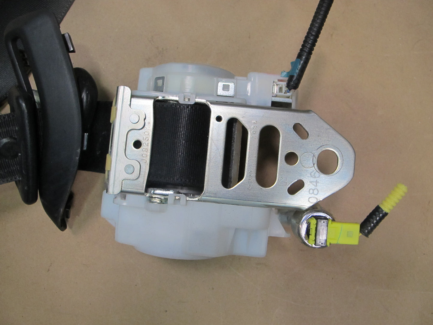10-15 LEXUS IS250 IS350 CONVERTIBLE FRONT RIGHT & LEFT SIDE SEATBELT RETRACTOR SET OEM
