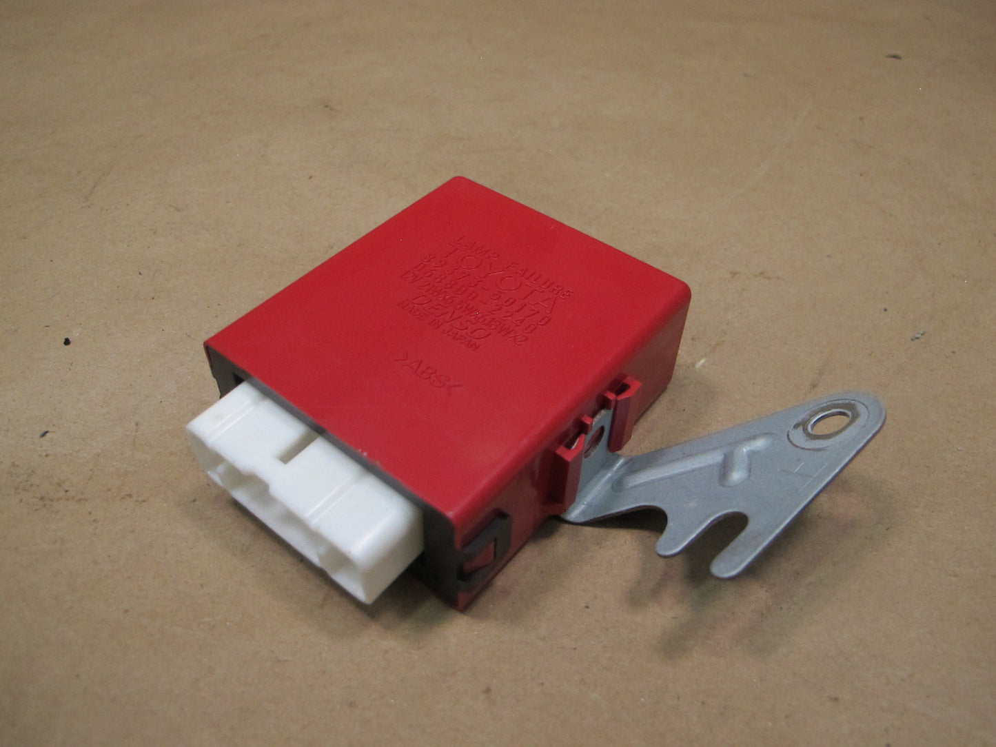 98-00 Lexus UCF20L LS400 Lamp Failure Sensor Control Module 89373-50170 OEM