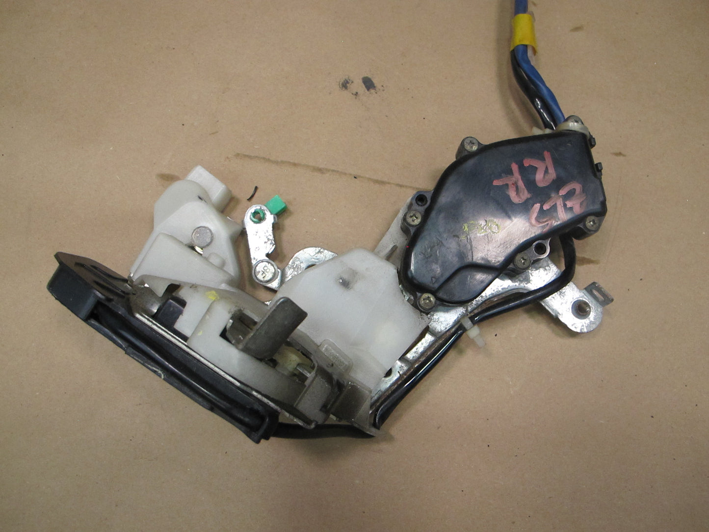 98-00 Lexus UCF20 LS400 Rear Right Door Lock Latch Actuator OEM