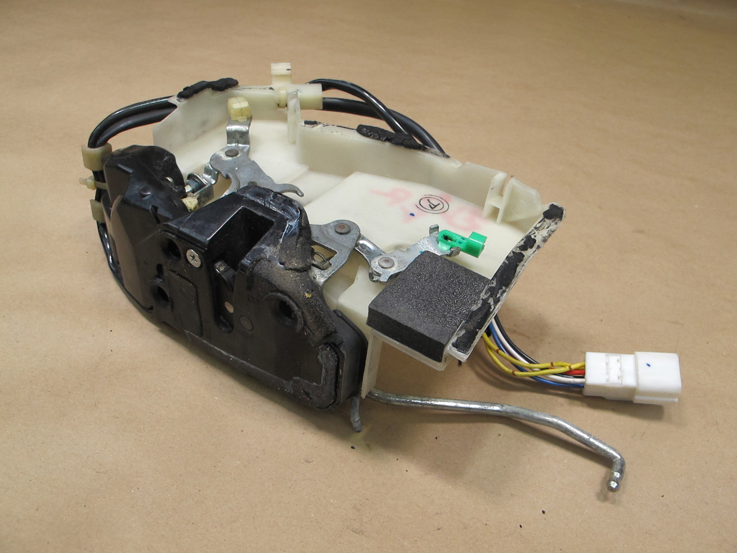 98-00 Lexus UCF20 LS400 Front Right Door Lock Latch Actuator OEM
