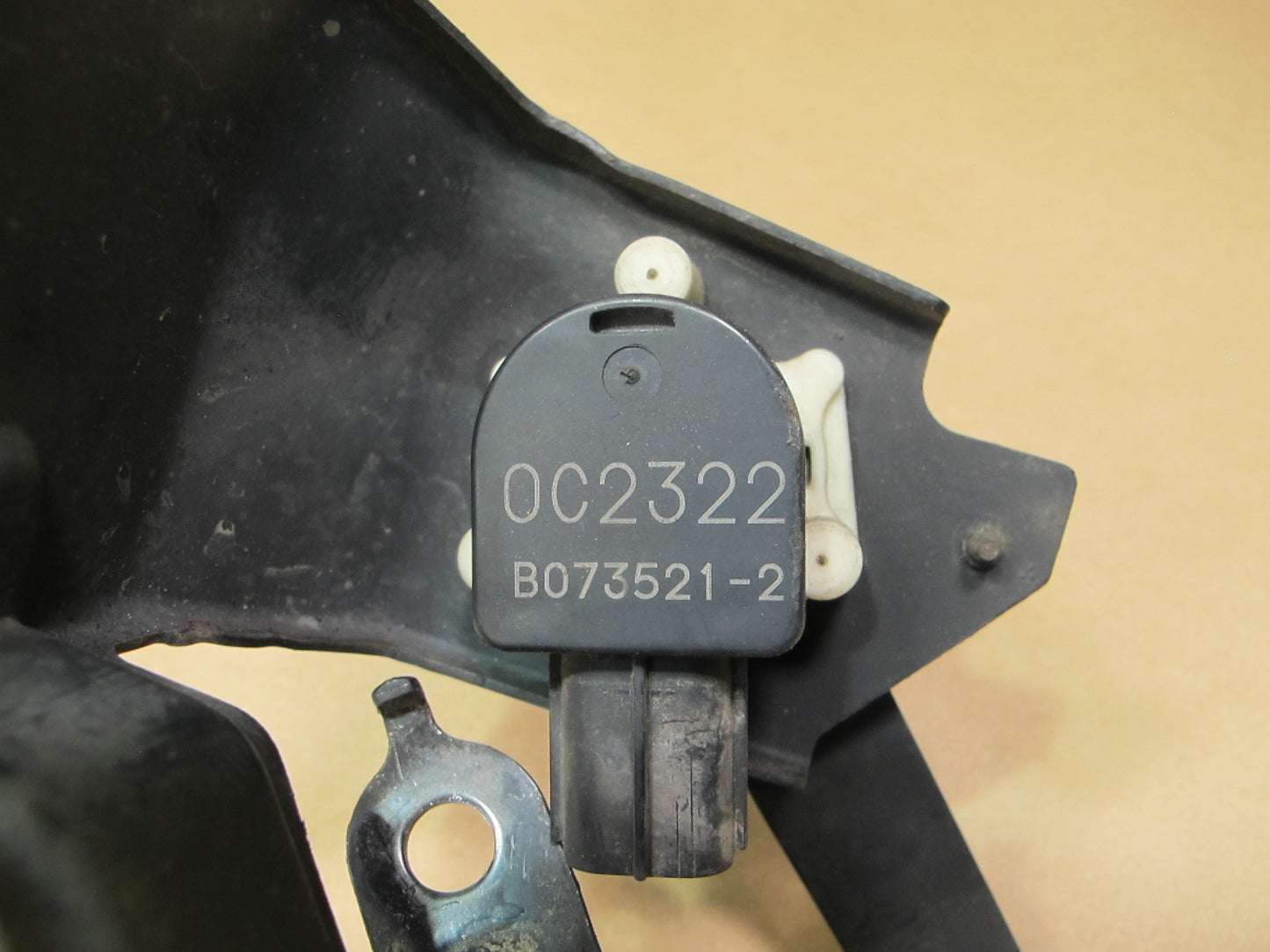 06-15 Lexus IS250 IS350 Rear Left Suspension Height Level Sensor OEM
