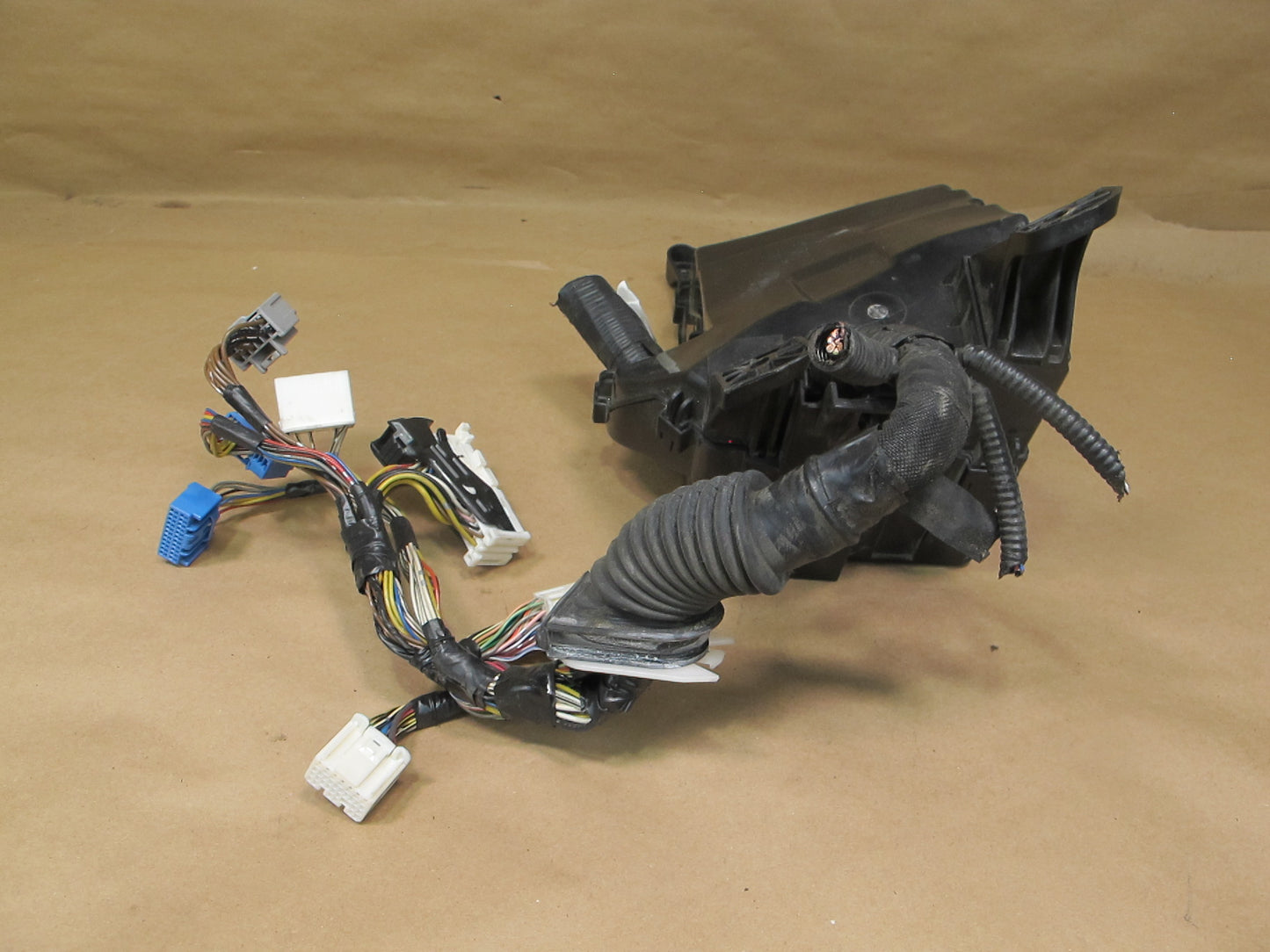 10-15 Lexus IS250 IS350 Convertible Engine Bay Power Fuse Junction Box OEM