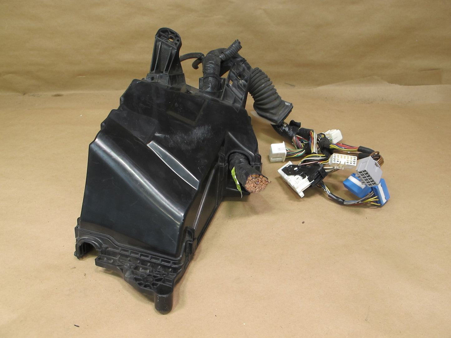 10-15 Lexus IS250 IS350 Convertible Engine Bay Power Fuse Junction Box OEM