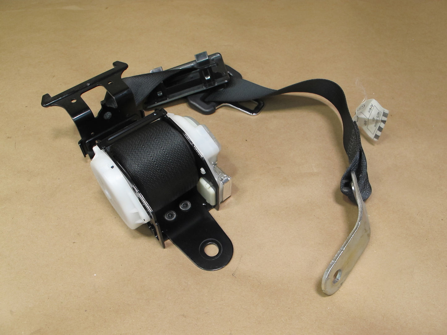 10-15 LEXUS IS250 IS350 CONVERTIBLE REAR RIGHT & LEFT SIDE SEATBELT RETRACTOR SET OEM