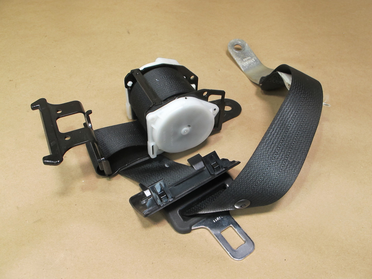 10-15 LEXUS IS250 IS350 CONVERTIBLE REAR RIGHT & LEFT SIDE SEATBELT RETRACTOR SET OEM