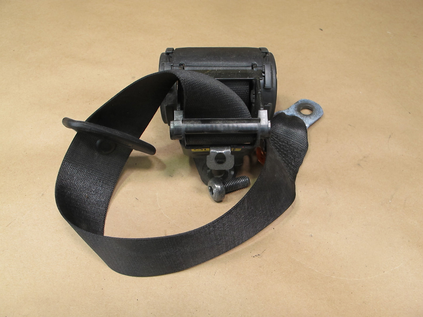 01-06 BMW E46 CONVERTIBLE REAR RIGHT & LEFT SIDE SEATBELT RETRACTOR SET OEM