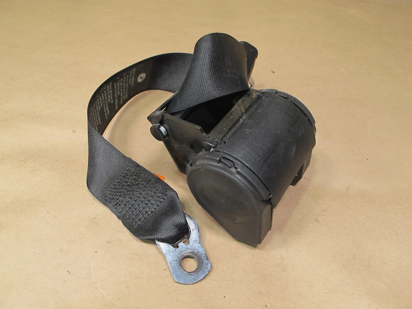 01-06 BMW E46 CONVERTIBLE REAR RIGHT & LEFT SIDE SEATBELT RETRACTOR SET OEM