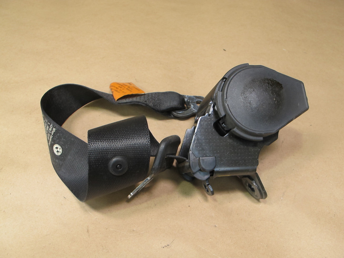 01-06 BMW E46 CONVERTIBLE REAR RIGHT & LEFT SIDE SEATBELT RETRACTOR SET OEM