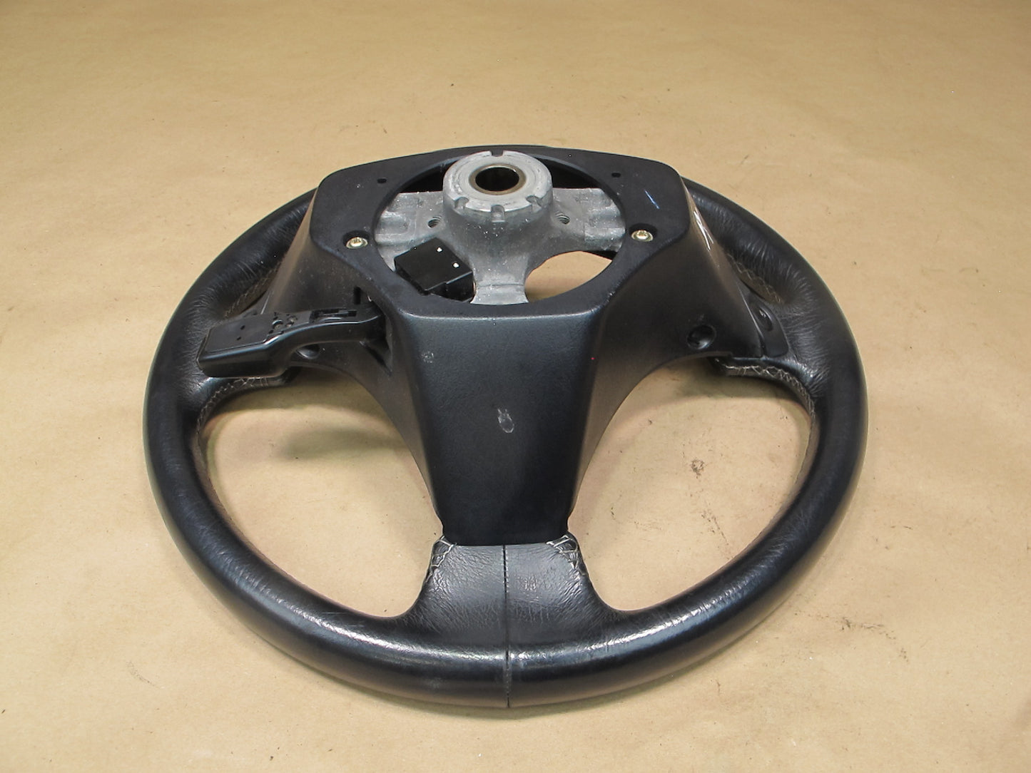 04-05 Lexus JCE10 IS300 AT Auto Transmission Leather Steering w Cruise OEM