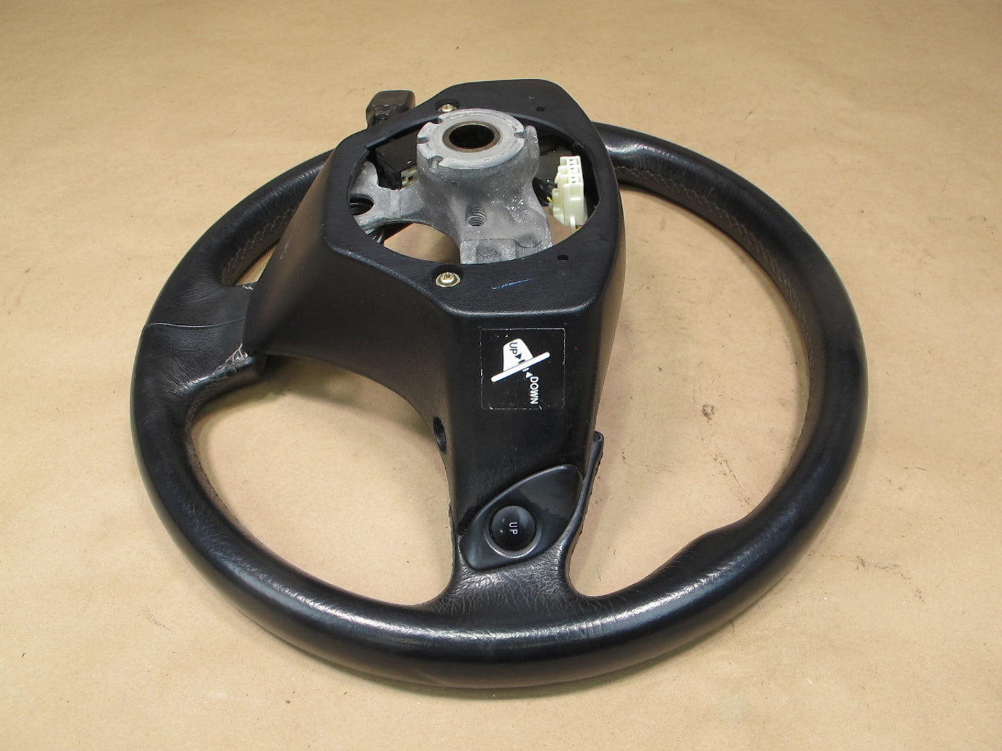 04-05 Lexus JCE10 IS300 AT Auto Transmission Leather Steering w Cruise OEM