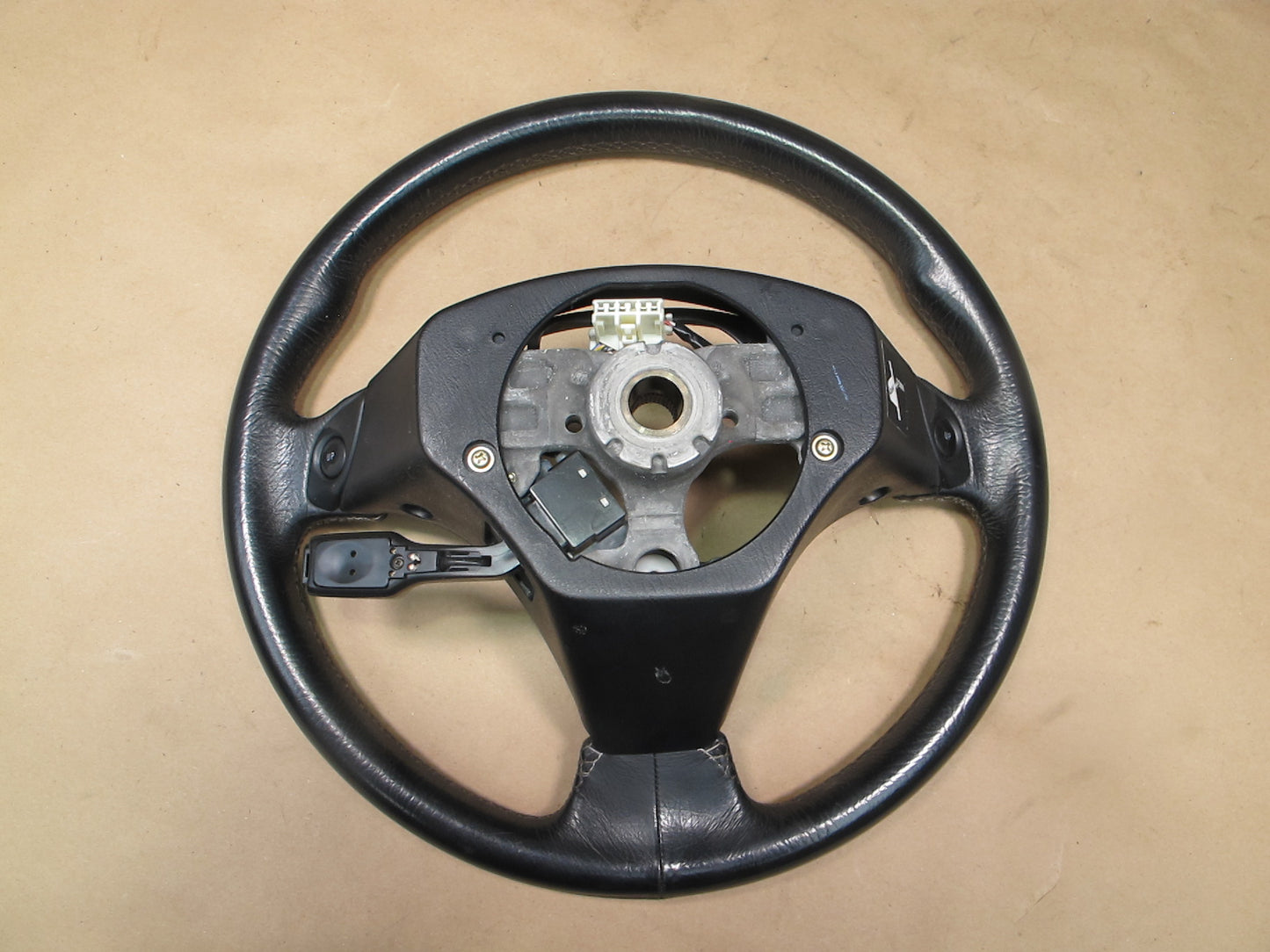 04-05 Lexus JCE10 IS300 AT Auto Transmission Leather Steering w Cruise OEM