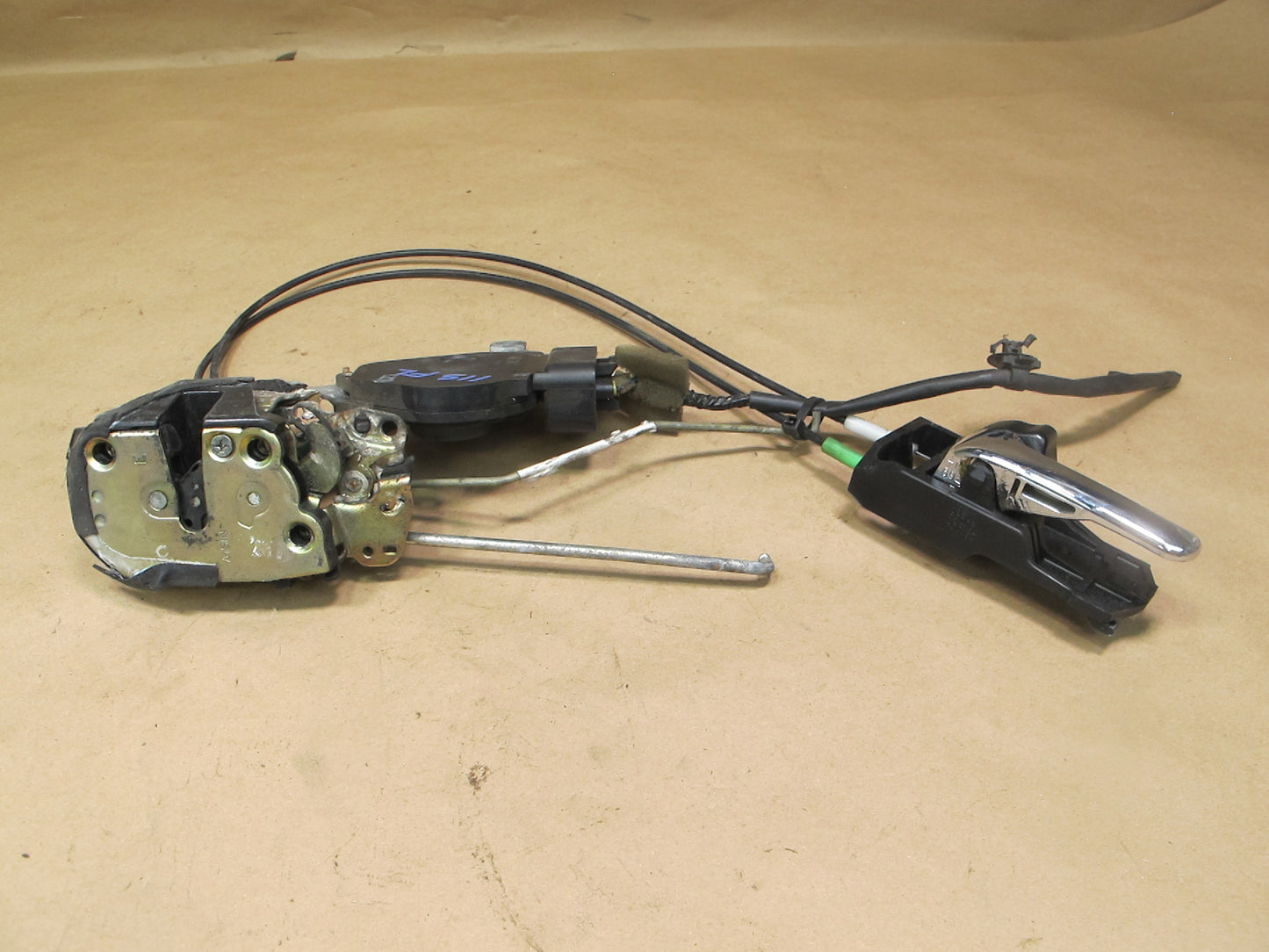 04-05 Lexus JCE10 IS300 Front Left Door Lock Latch Actuator w Handle Assy OEM