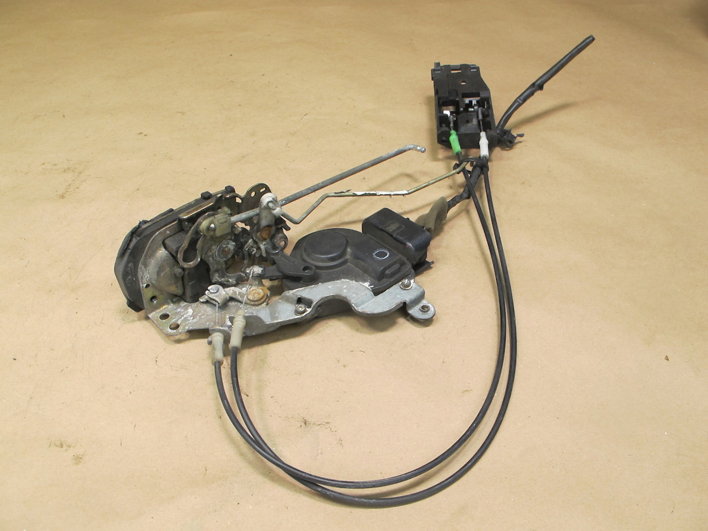 04-05 Lexus JCE10 IS300 Front Left Door Lock Latch Actuator w Handle Assy OEM