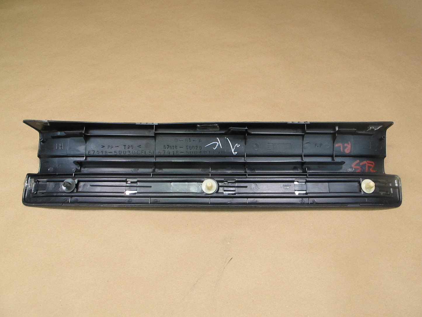 95-00 Lexus UCF20L LS400 Set of 2 Rear Door Step Sill Trim Cover OEM