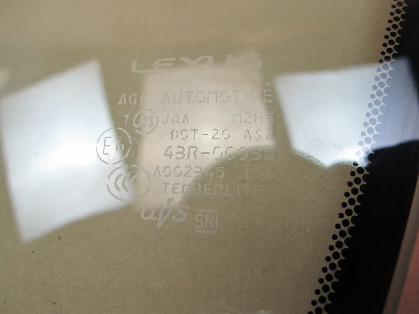 10-12 Lexus IS250 IS350 Convertible Front Left Side Door Window Glass OEM