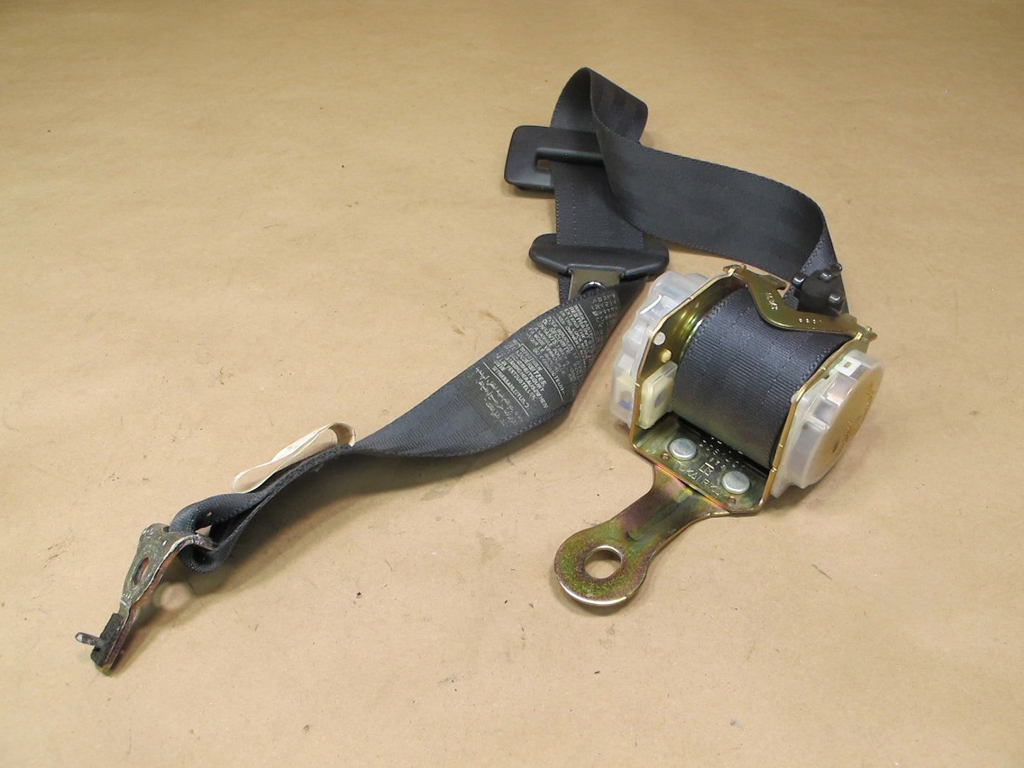 98-00 LEXUS LS400 REAR RIGHT CENTER LEFT SIDE SEATBELT RETRACTOR SET OEM
