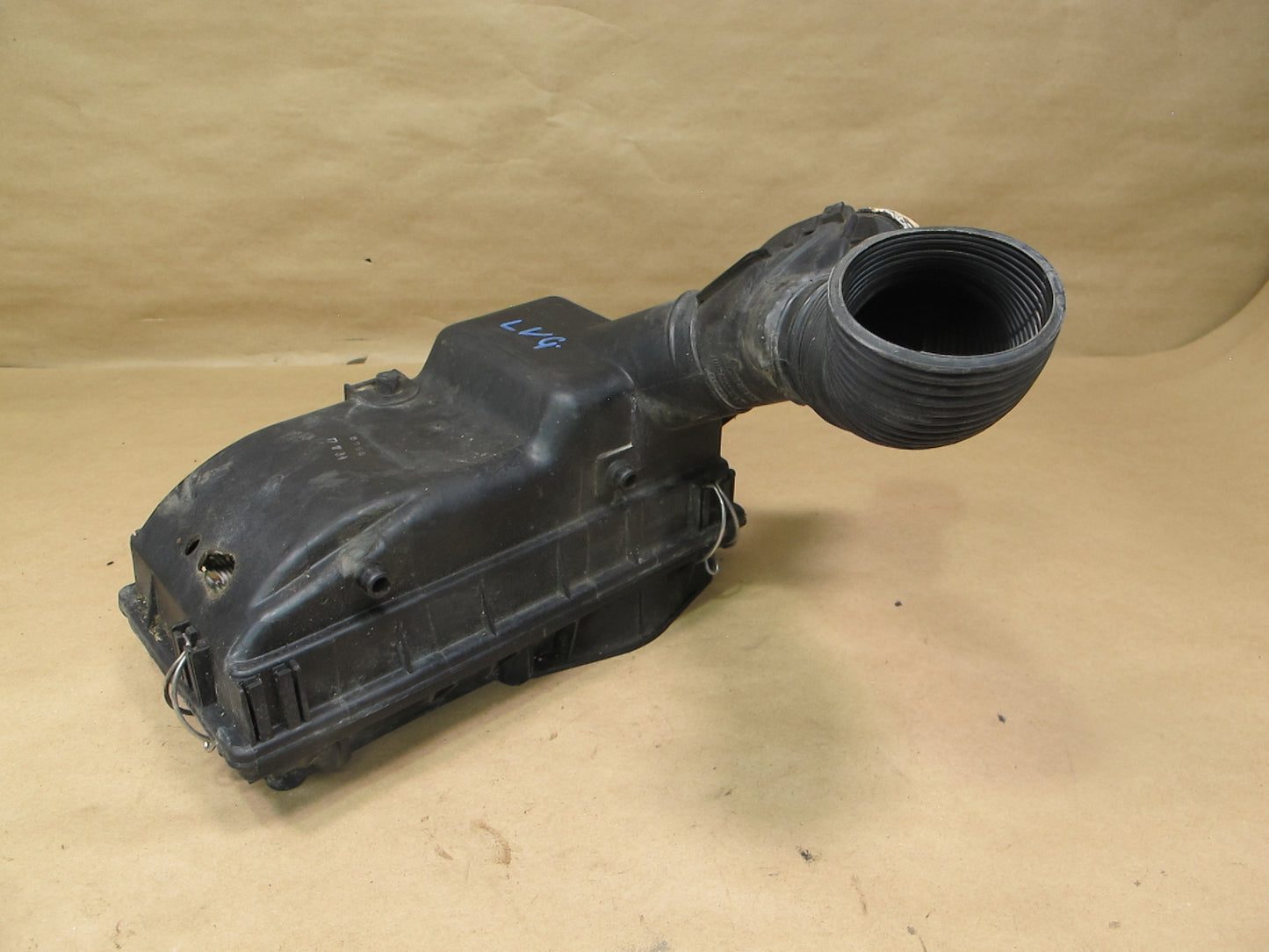 85-89 VW Cabriolet Air Intake Filter Cleaner Box w Warmup Thermostat Assy OEM