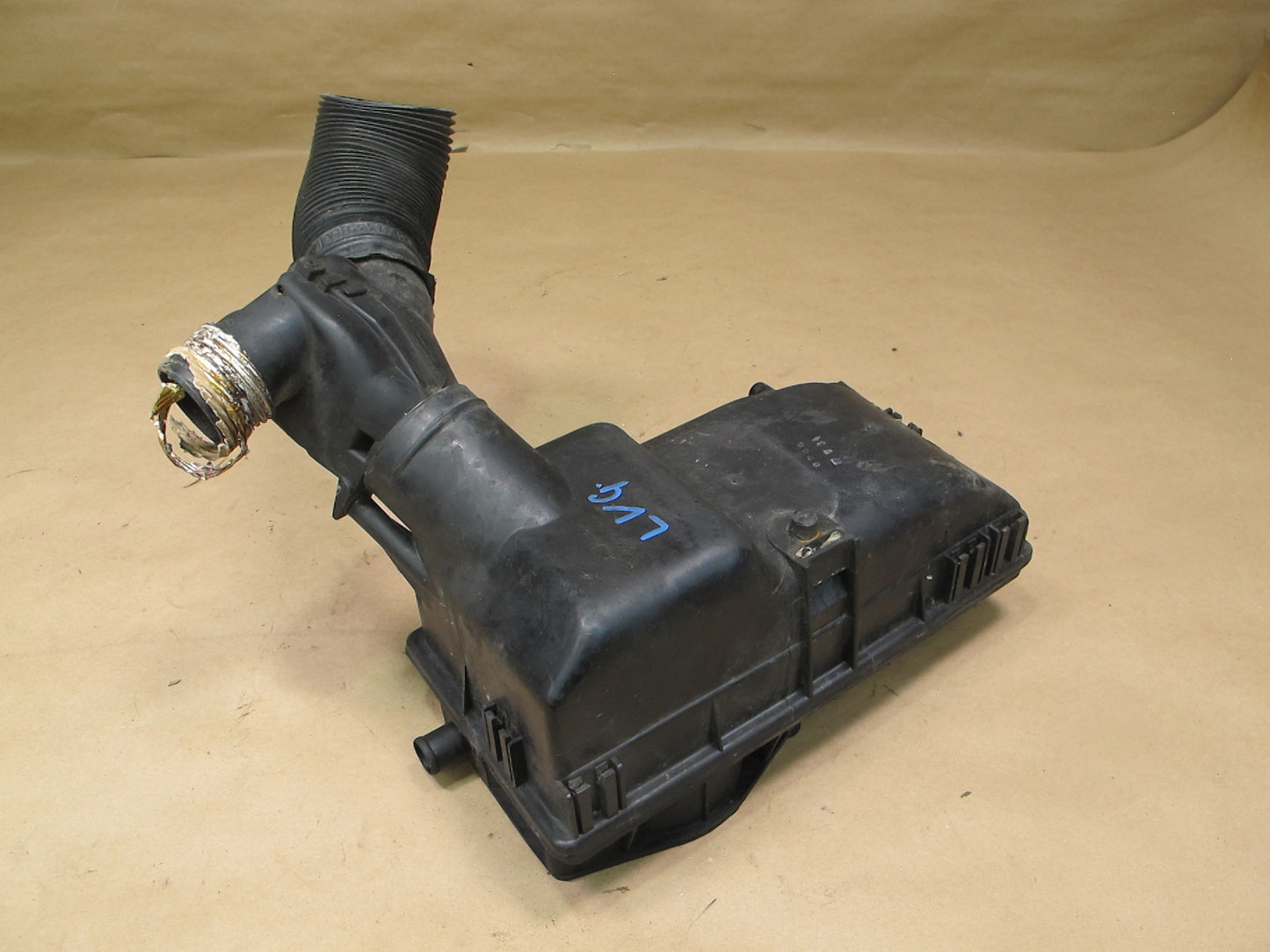 85-89 VW Cabriolet Air Intake Filter Cleaner Box w Warmup Thermostat Assy OEM