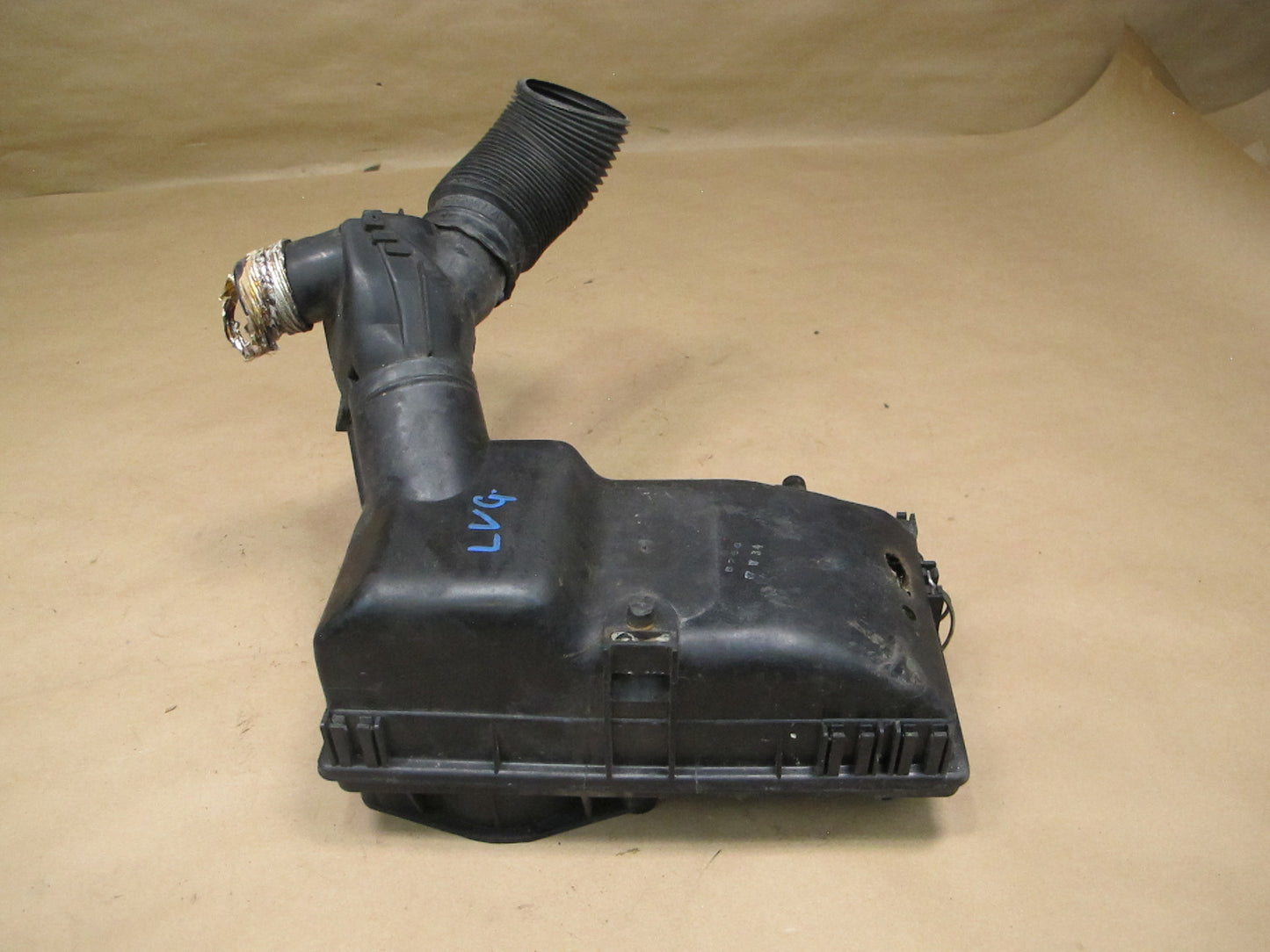 85-89 VW Cabriolet Air Intake Filter Cleaner Box w Warmup Thermostat Assy OEM