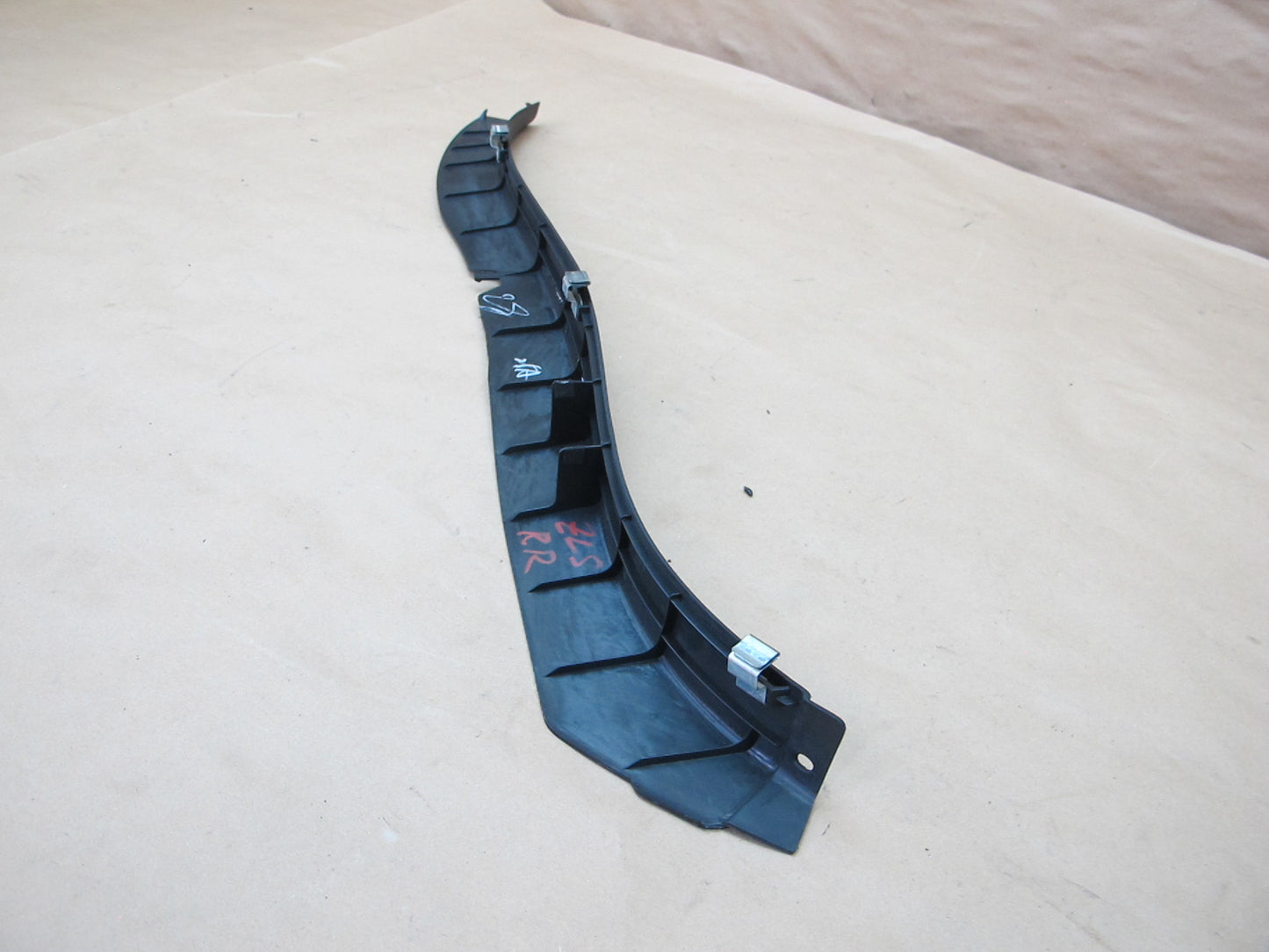 95-00 Lexus UCF20L LS400 Set of 2 Rear Left Right Lower Quarter Trim Cover OEM