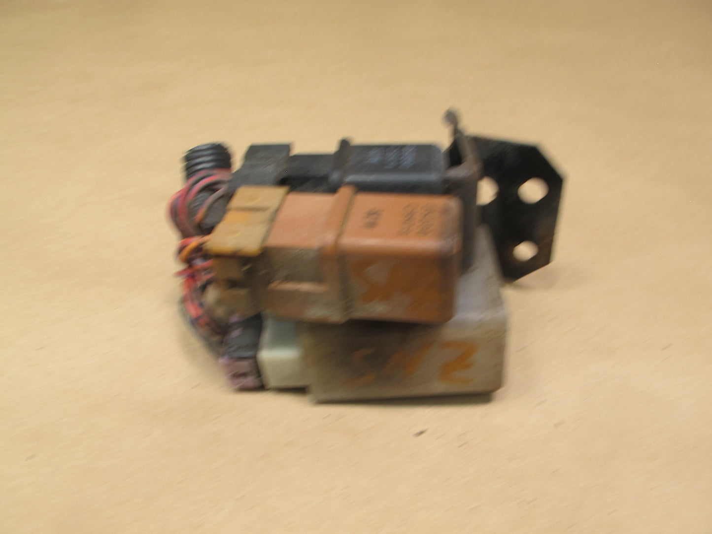 84-89 Nissan Z31 300ZX 2+0 Timer Control Relay 28412-01P00 OEM