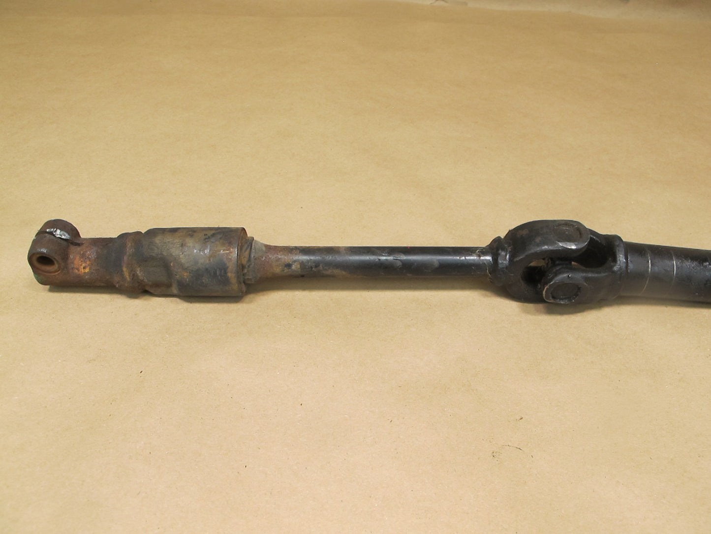 84-86 Nissan Z31 300ZX Steering Column Intermediate U-joint Shaft OEM