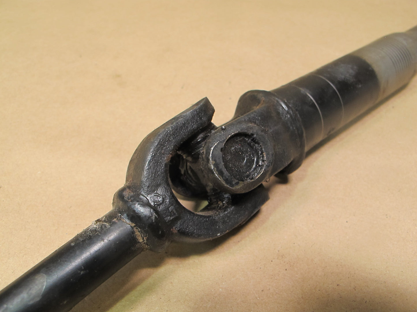 84-86 Nissan Z31 300ZX Steering Column Intermediate U-joint Shaft OEM