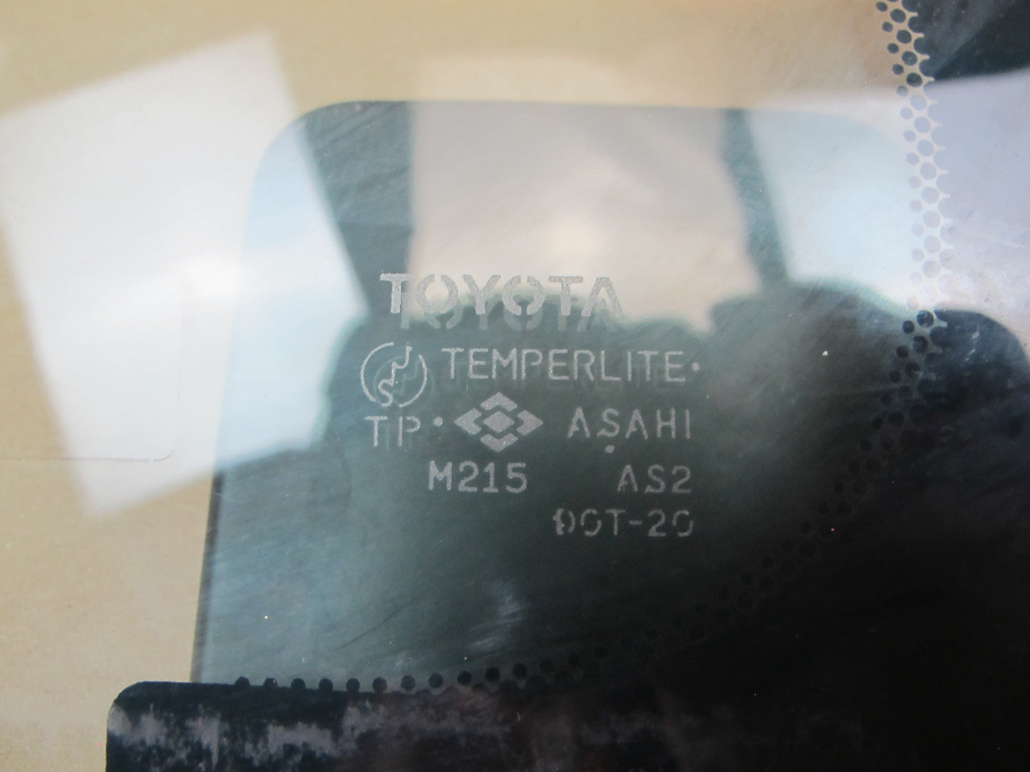 97-00 Lexus SC300 SC400 Front Left Driver Door Glass Window OEM