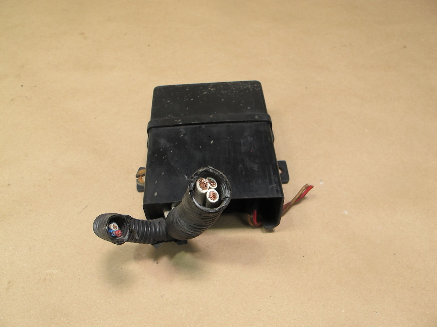 84-86 Nissan Z31 300ZX Small Fuse Relay Box OEM