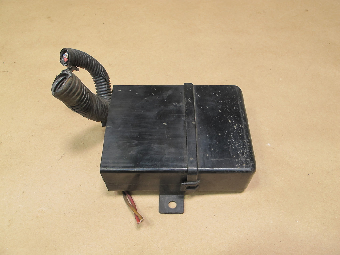 84-86 Nissan Z31 300ZX Small Fuse Relay Box OEM
