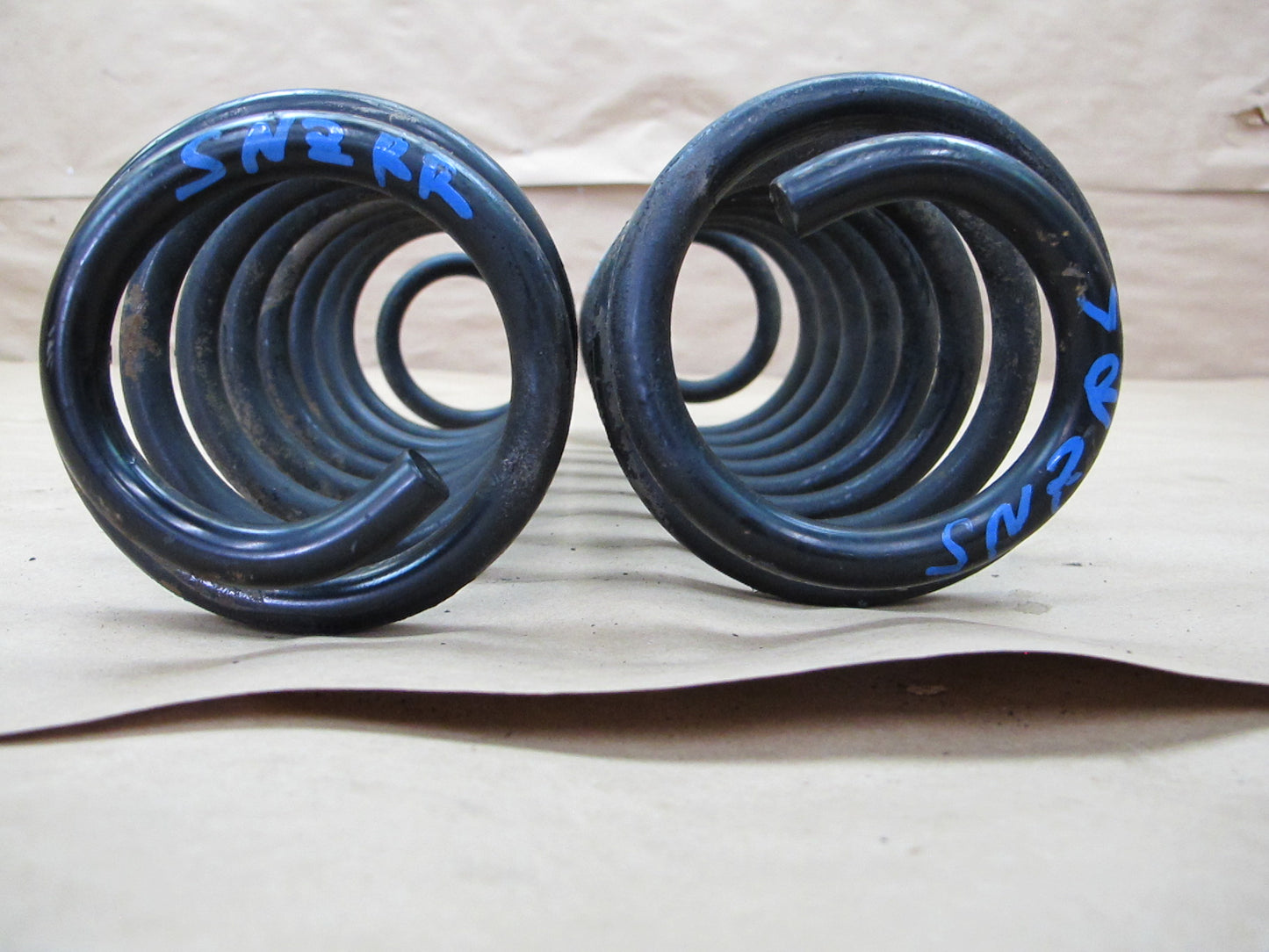 84-89 Nissan Z31 300ZX 2+0 Set of 2 Rear Left & Right Coil Spring OEM