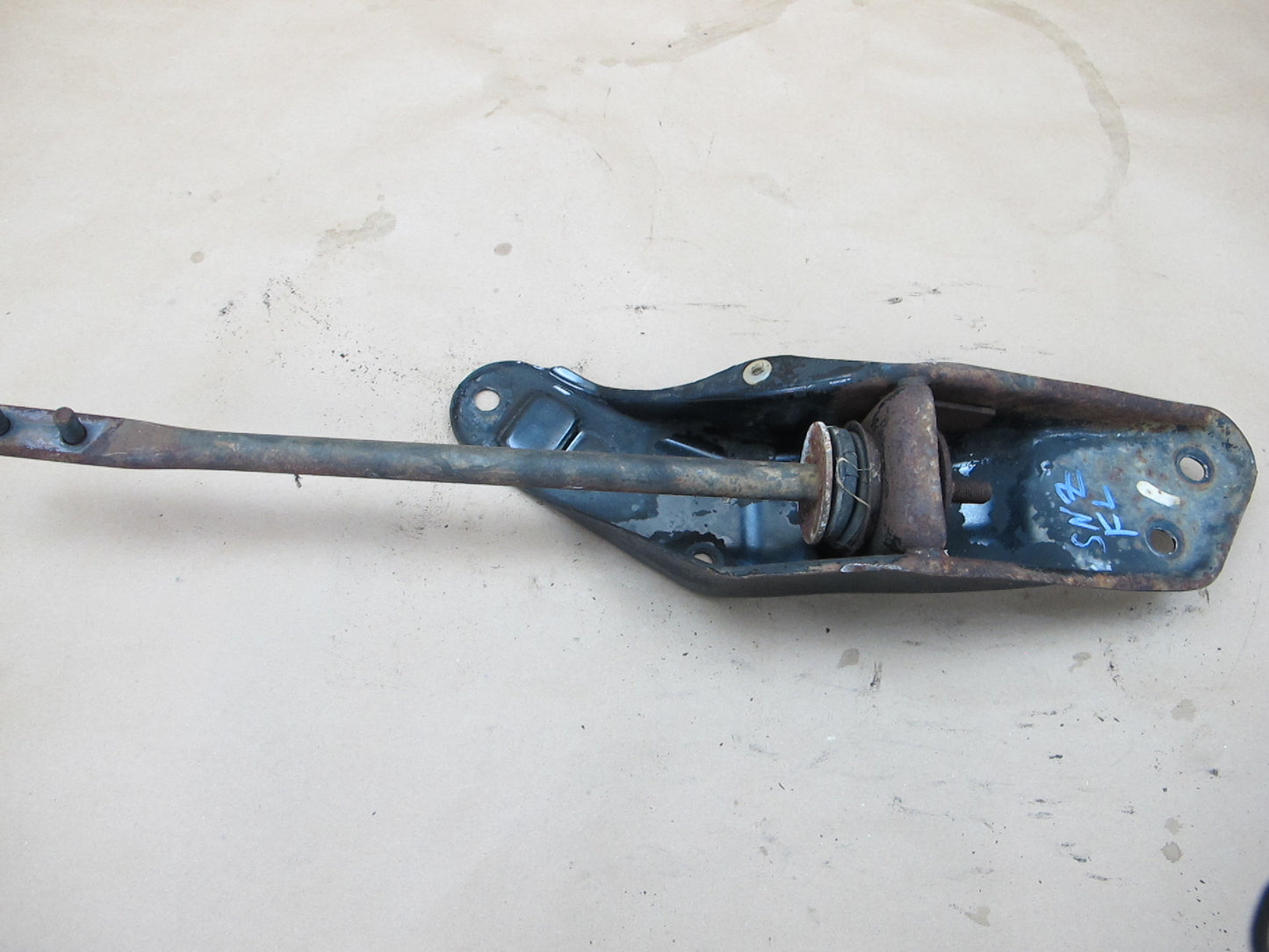 84-86 Nissan Z31 300ZX 2+0 Front Left Lower Control Arm & Torsion Bar Set OEM