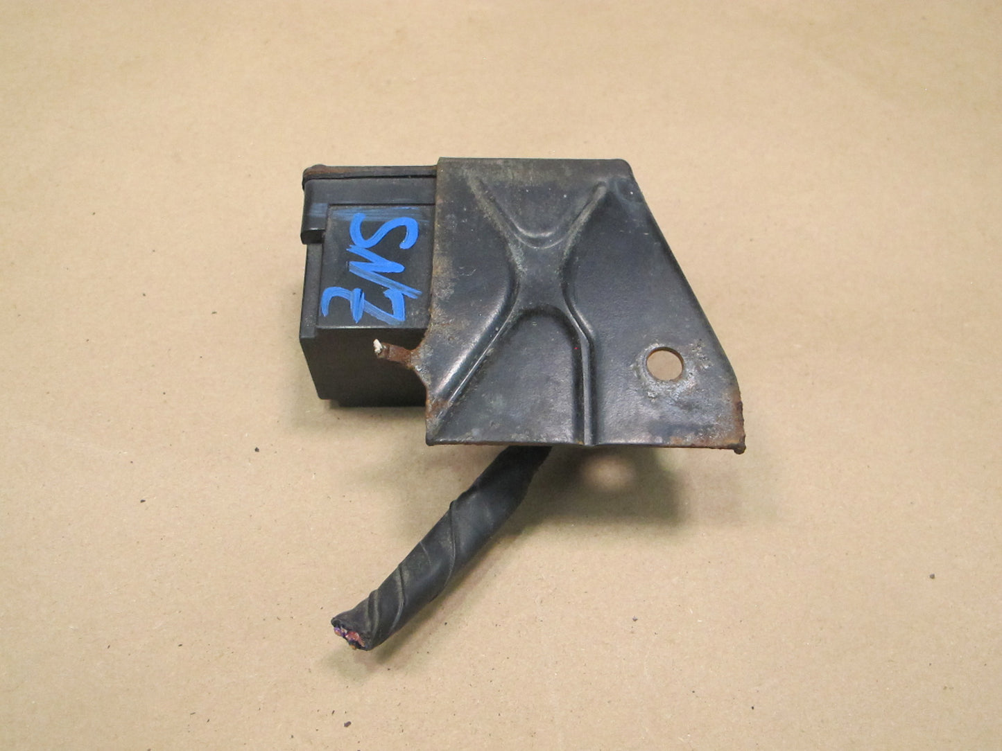 84-86 Nissan Z31 300ZX 2+0 Headlight Lamp Sensor Module 28410-19P00 OEM