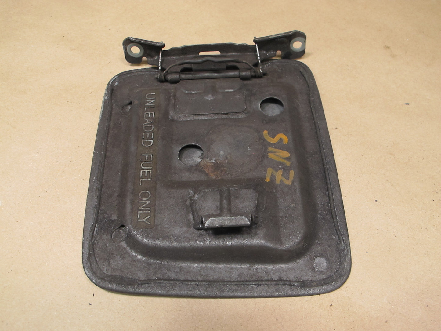 84-86 Nissan Z31 300ZX Fuel Tank Filler Door Lid Cover OEM