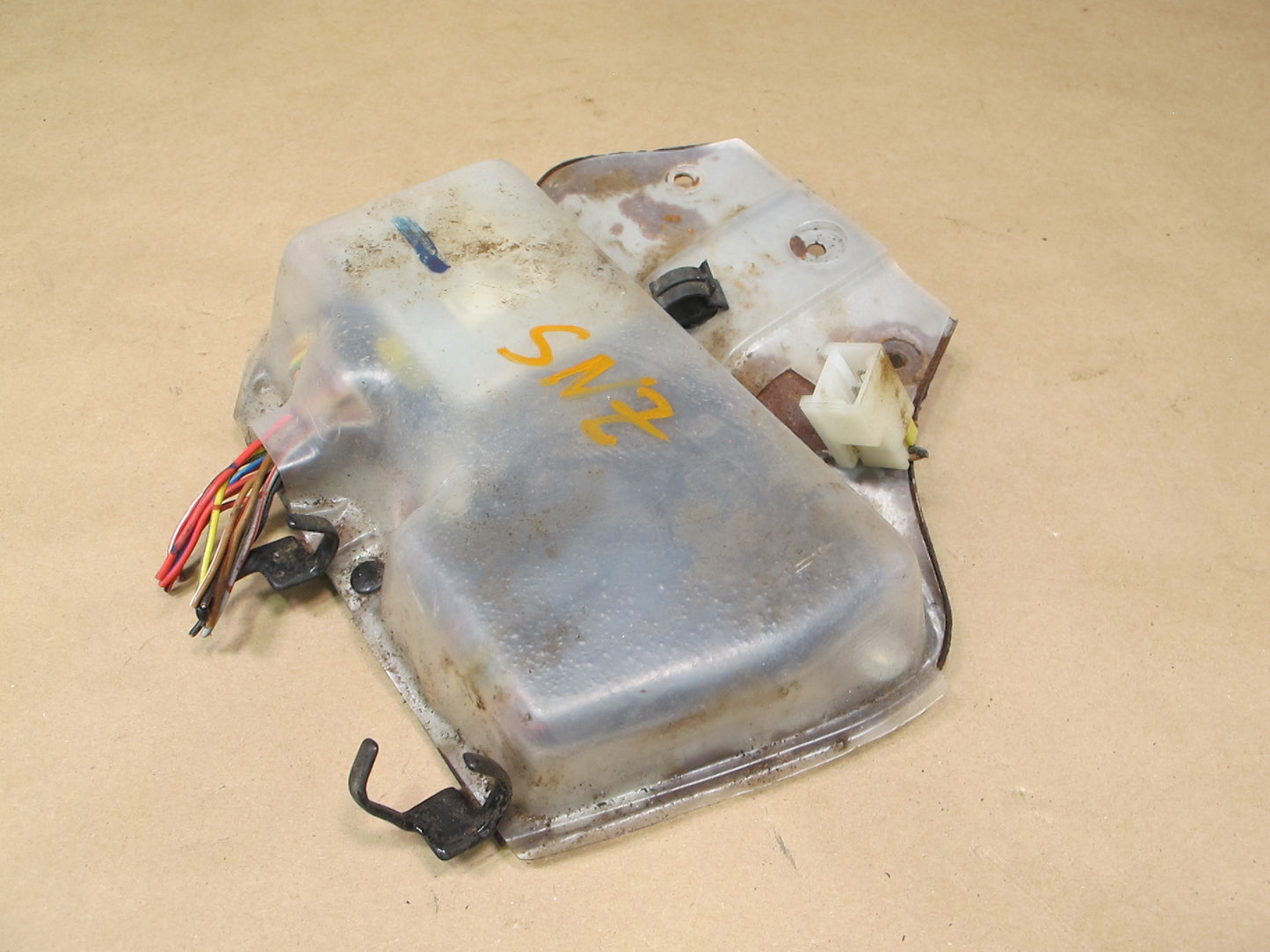 84-86 Nissan Z31 300ZX Theft Warning & Locking Control Module 28591-01P51 OEM