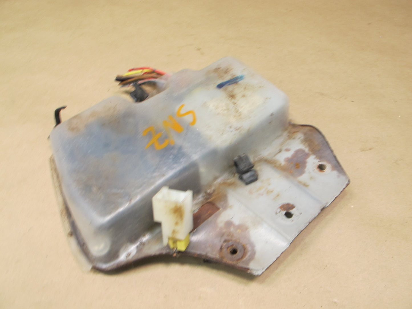 84-86 Nissan Z31 300ZX Theft Warning & Locking Control Module 28591-01P51 OEM