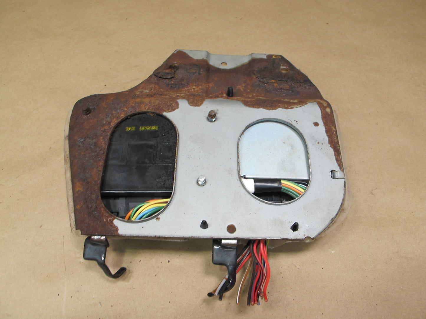 84-86 Nissan Z31 300ZX Theft Warning & Locking Control Module 28591-01P51 OEM