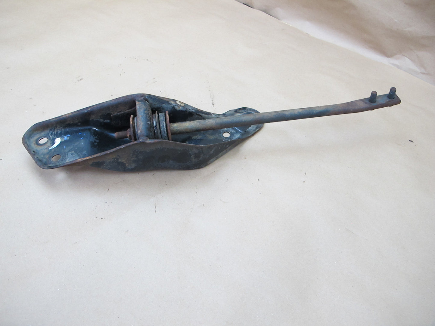 84-86 Nissan Z31 300ZX 2+0 Front Right Lower Control Arm & Torsion Bar Set OEM