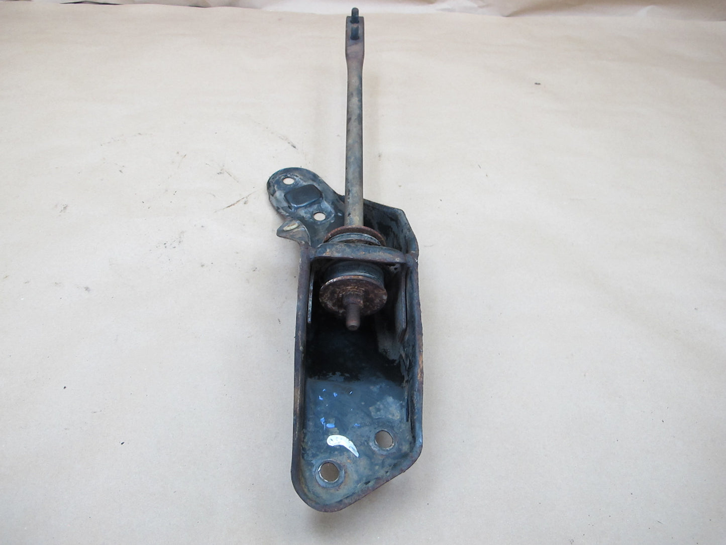 84-86 Nissan Z31 300ZX 2+0 Front Right Lower Control Arm & Torsion Bar Set OEM